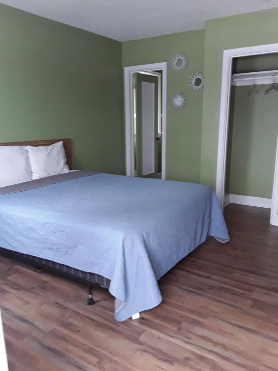 Eddy'S Motel Butte Ngoại thất bức ảnh